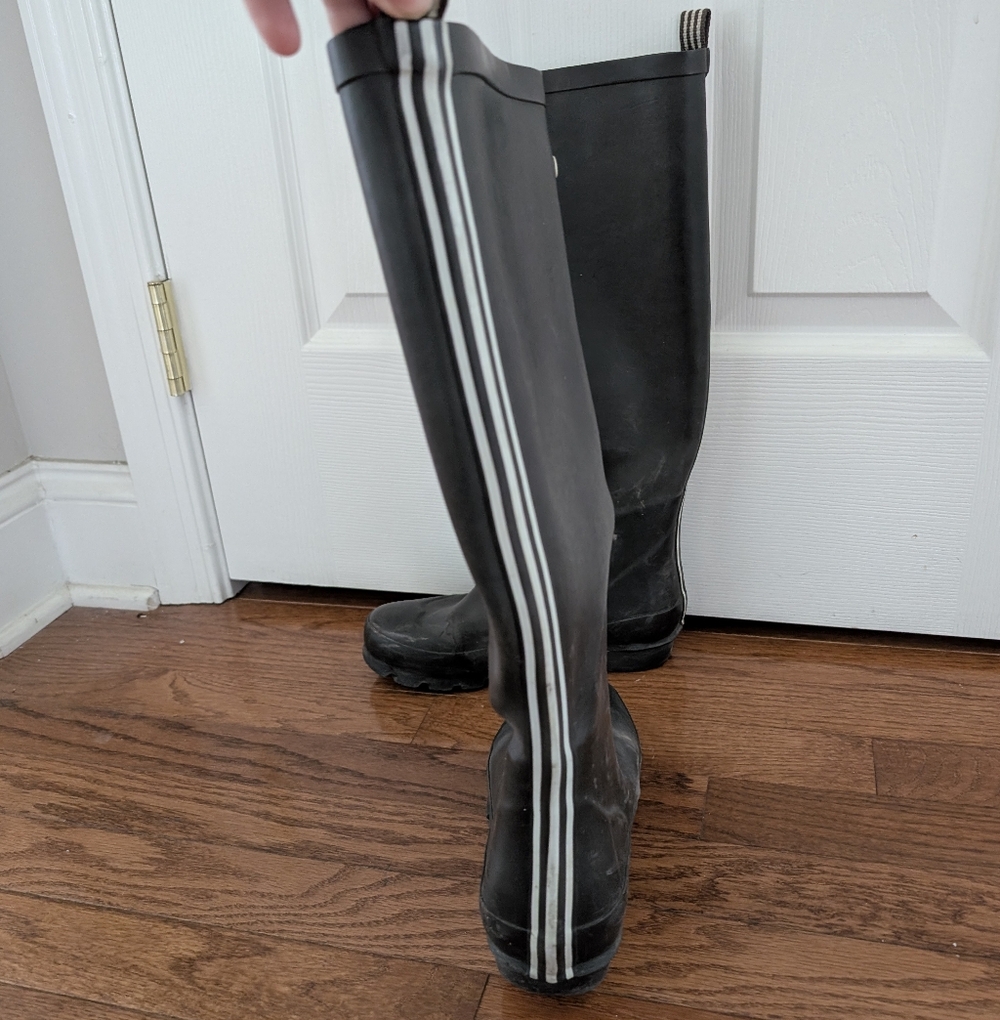Henri Bendel Rubber Boots - Picture 2 of 4